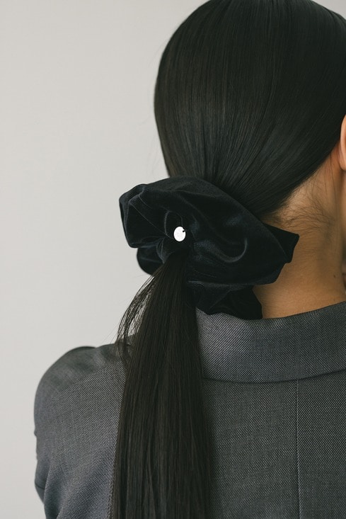 ベロアボリュームシュシュ