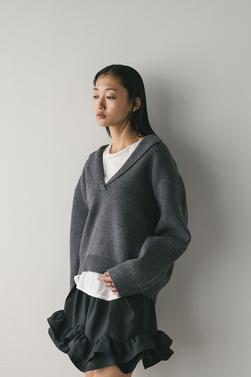 テーラーカラーニットトップ