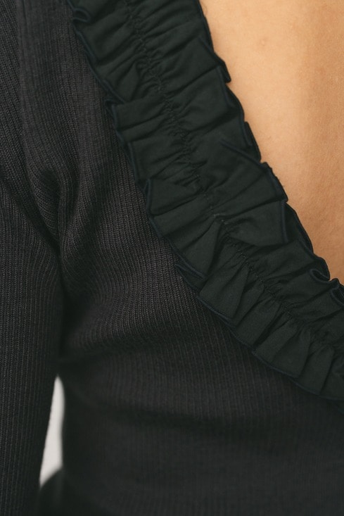 バックオープンフリルニットトップ｜STYLEMIXER（スタイルミキサー