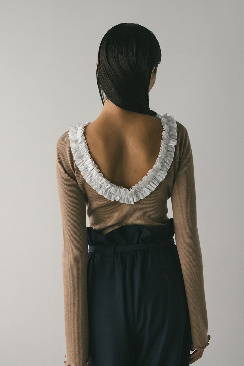 バックオープンフリルニットトップ 詳細画像 BEG 9