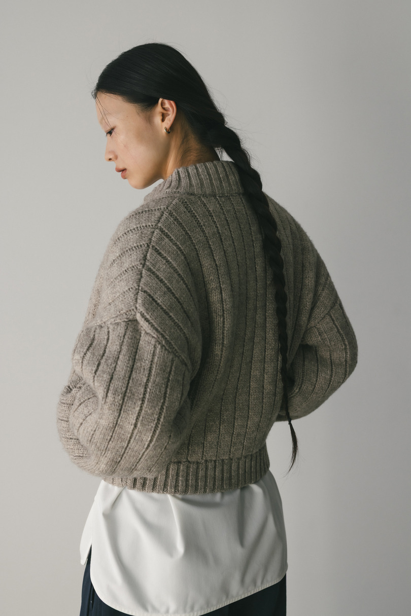 パッファーニットジップカーデ