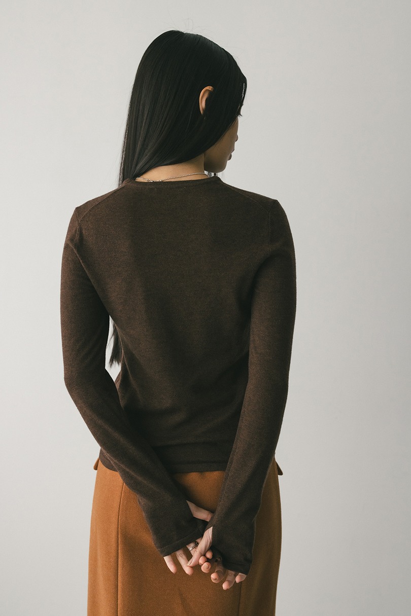 フィンガーホールクルーネックニット 詳細画像 BRN 8