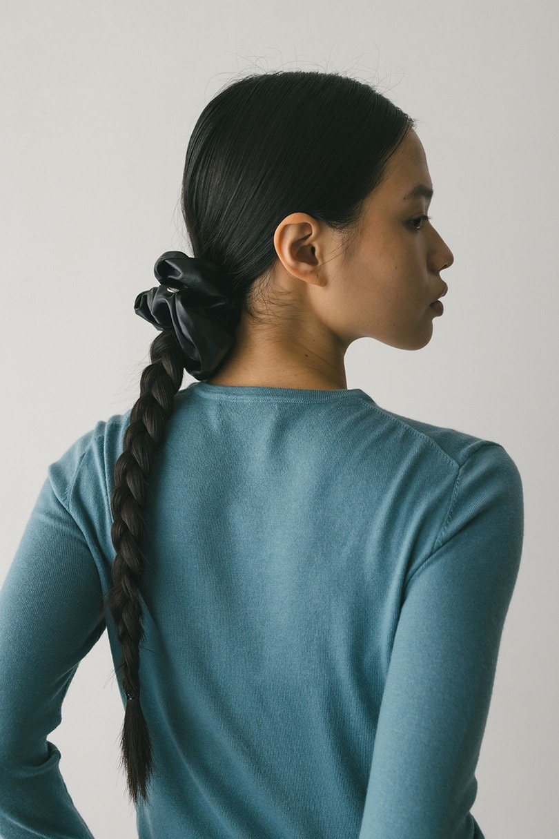 フィンガーホールクルーネックニット 詳細画像 BLU 8