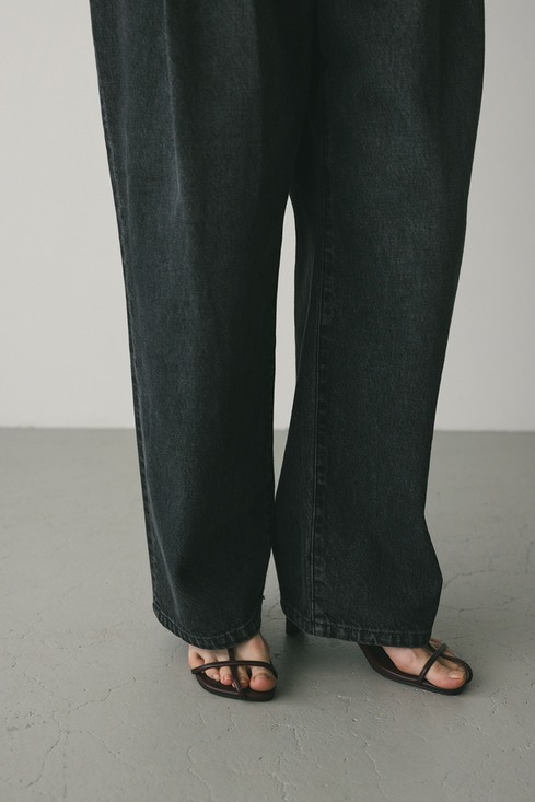 タックワイドルーズデニム｜STYLEMIXER（スタイルミキサー）公式