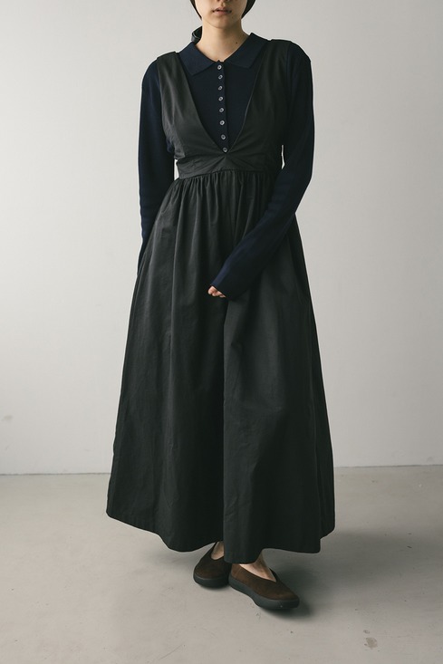 ディープVジャンパースカート｜STYLEMIXER（スタイルミキサー）公式