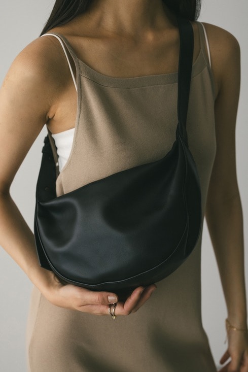 MANU atelier*シリンダー型*立体感のフォルム/シリンダーバッグ MANU atelier*シリンダー型*立体感のフォルム/シリンダーバッグ