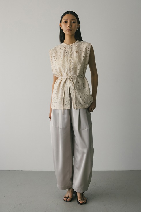 masami　ZINS ホワイトスラックス シワZEROツーピンタック] フォーマルピンタックワイドスラックス