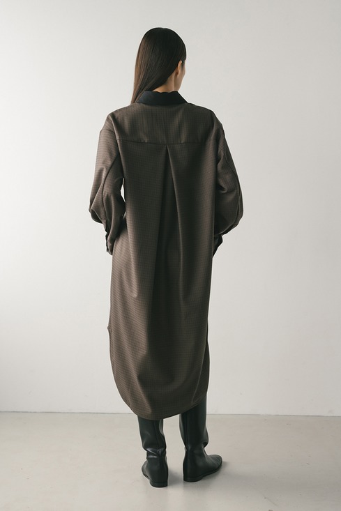 ストーン付きラテン練習着★かっこいいワンピース✨ 新品未使用 ストーン付きラテン練習着☆かっこいいワンピース