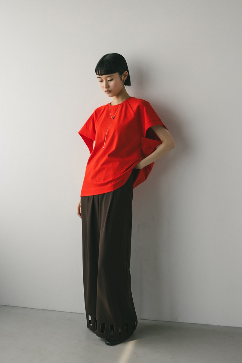 バックフォルムT 詳細画像 RED 3