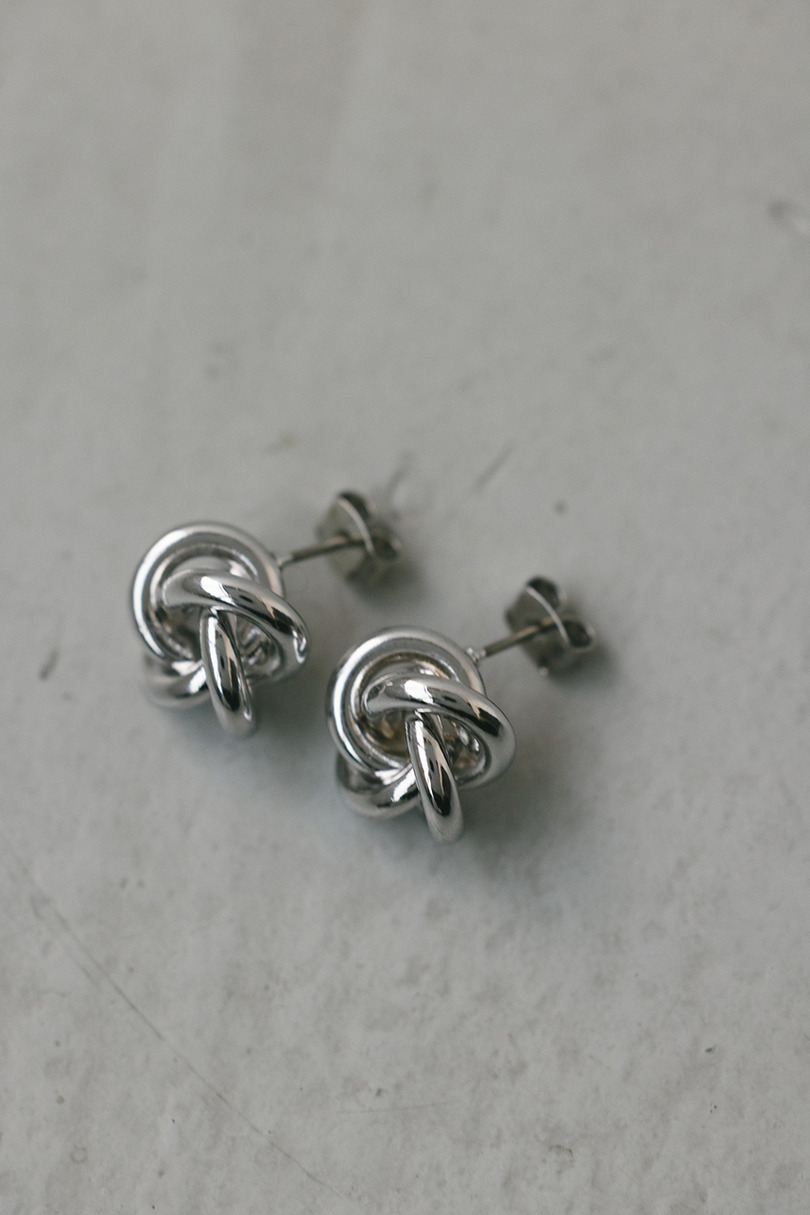 ノットモチーフピアス 詳細画像 SLV 5