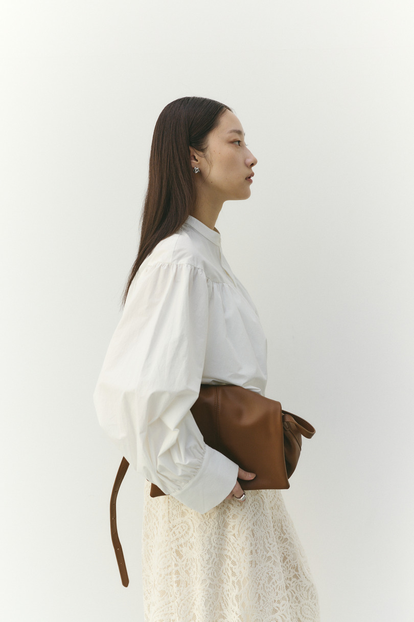 ギャザーバルーンブラウス