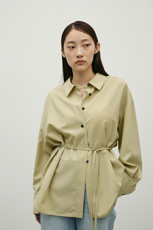 ストリングルーズシャツ