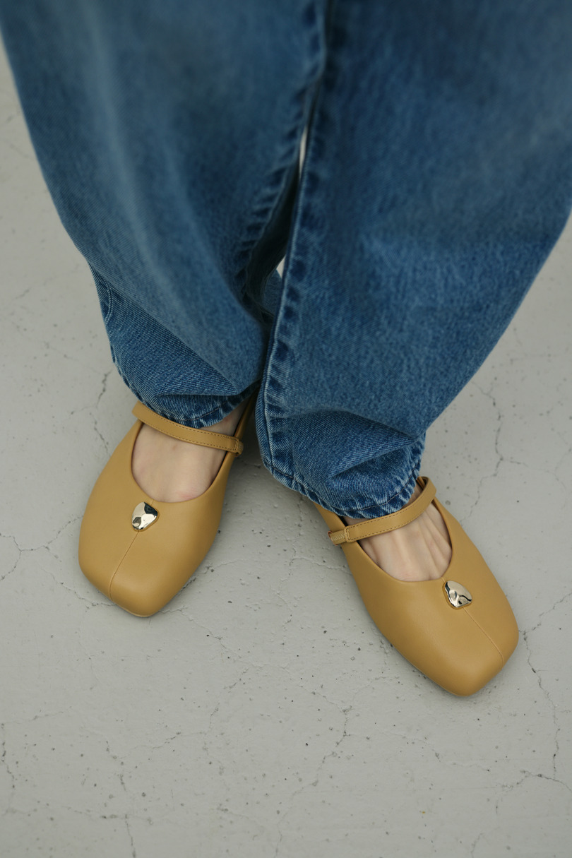 メタルモチーフパンプス 詳細画像 BEG 2