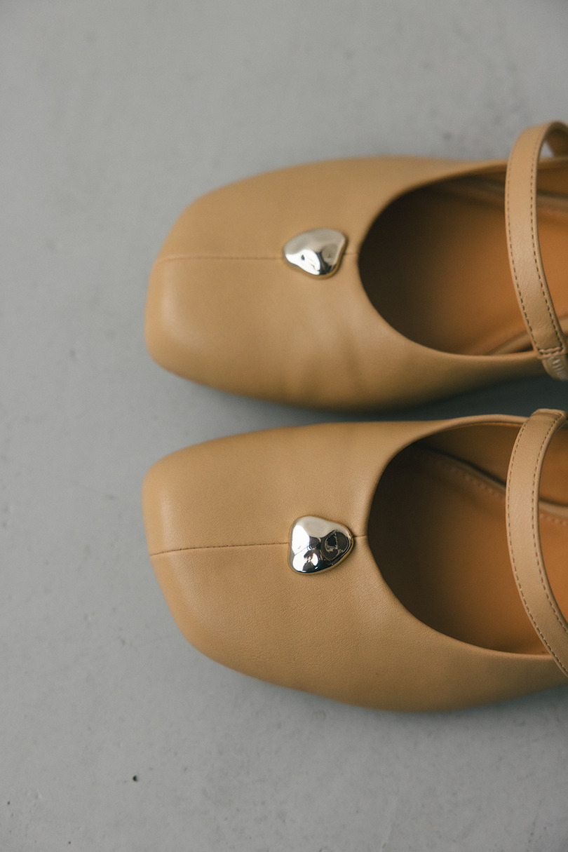 メタルモチーフパンプス 詳細画像 BEG 8