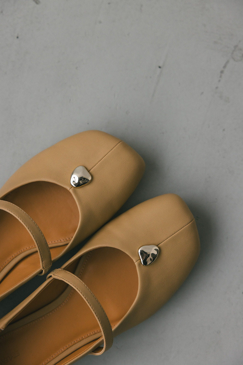 メタルモチーフパンプス 詳細画像 BEG 9