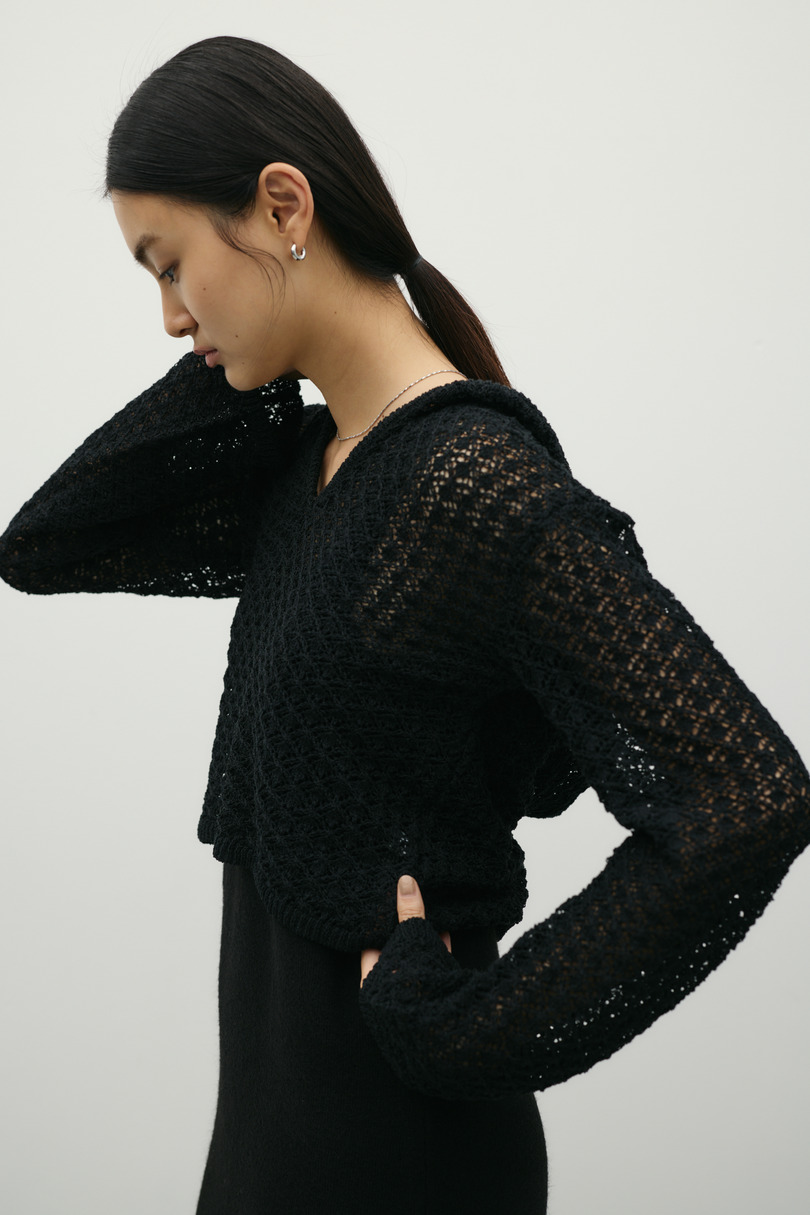 アイレットレースフーディー