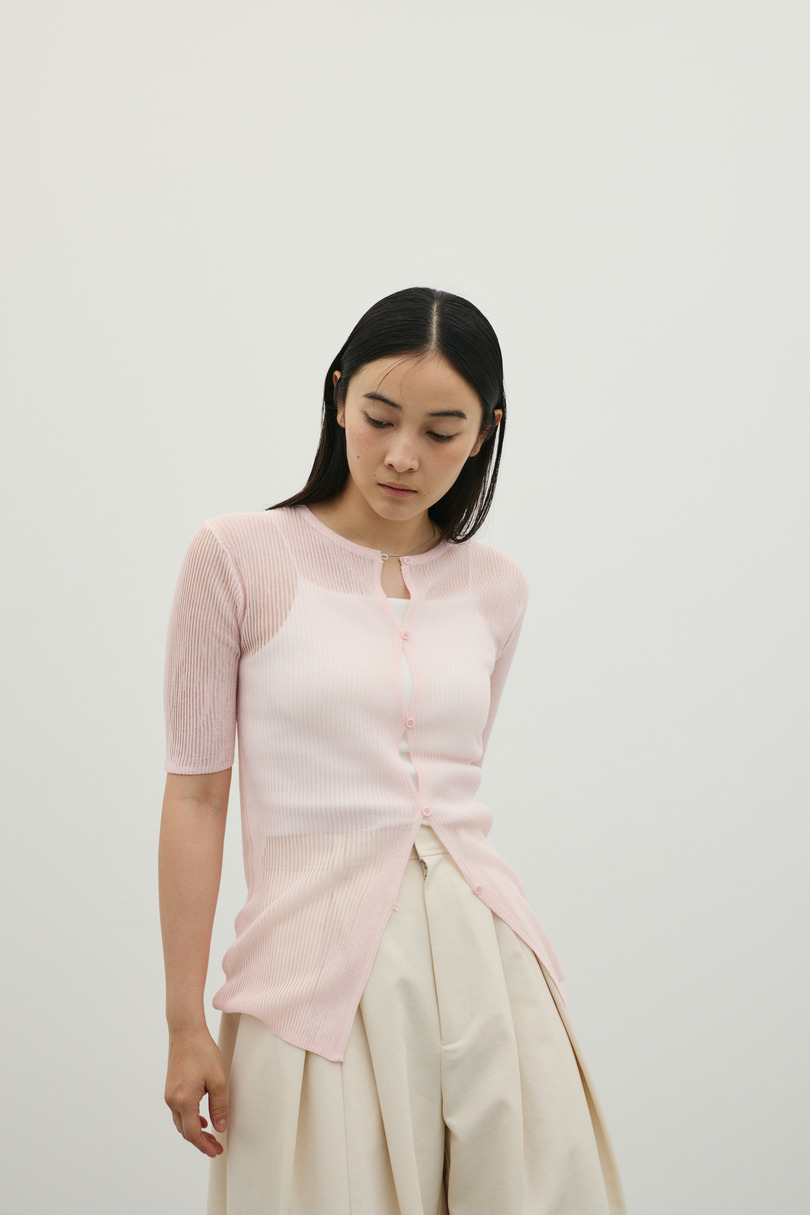 ホールボタンコンパクトニット