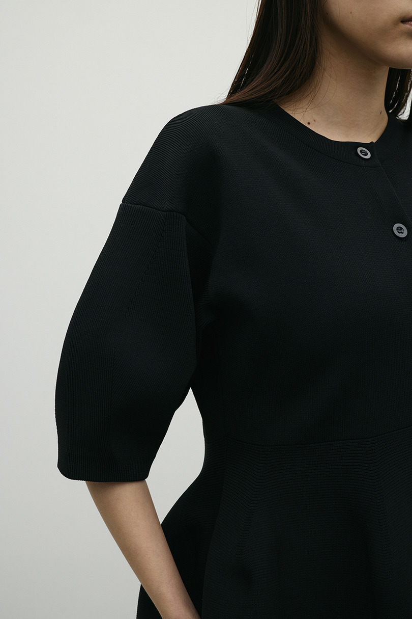 ペプラムフォルムスリーブカーデ 詳細画像 BLK 10