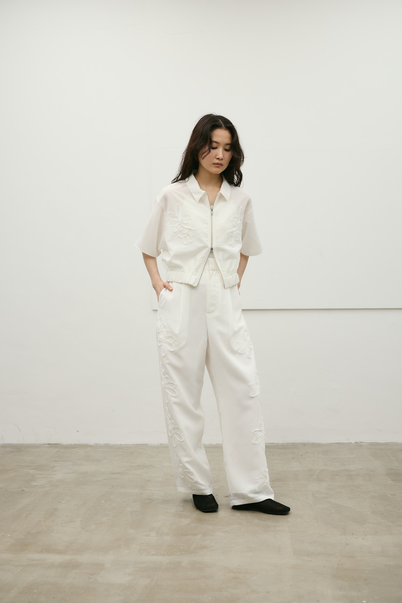 フラワーエンブロイダリージップシャツ 詳細画像 WHT 3