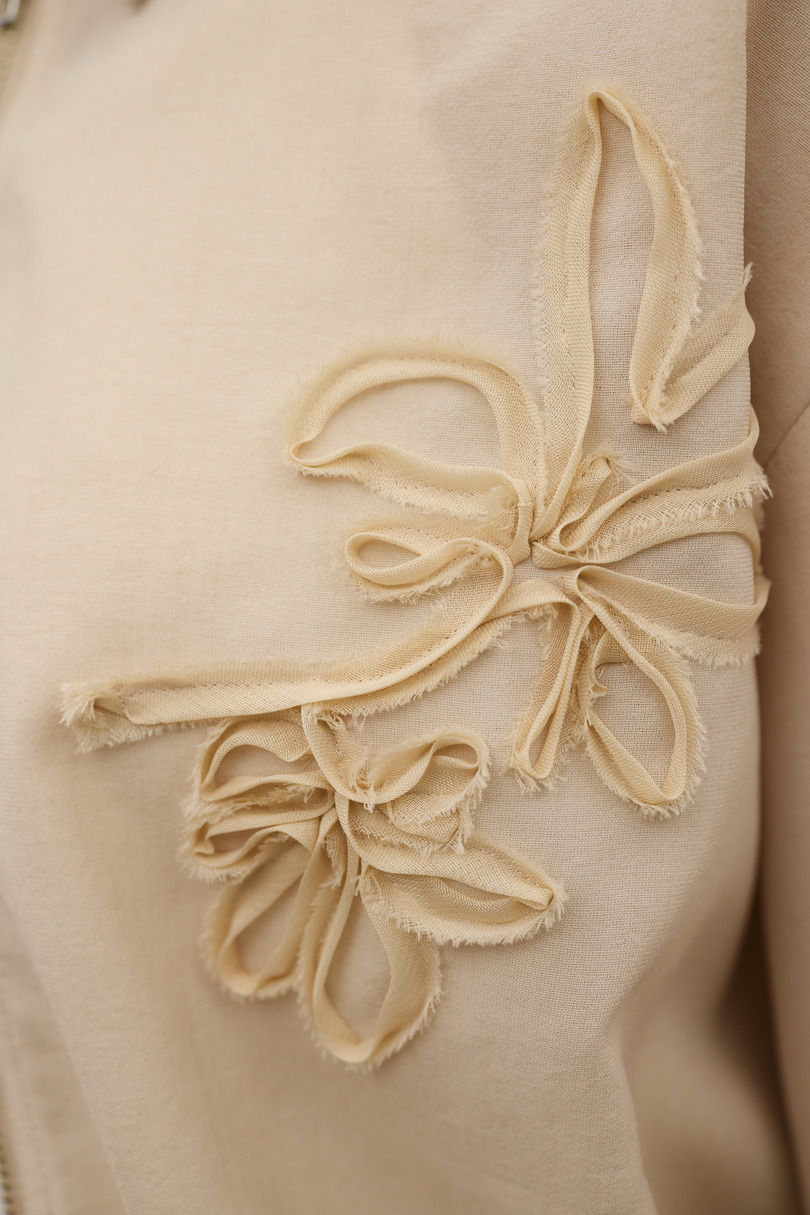 フラワーエンブロイダリージップシャツ 詳細画像 BEG 12