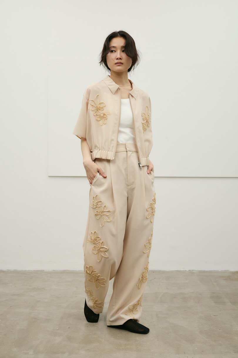 フラワーエンブロイダリージップシャツ 詳細画像 BEG 4