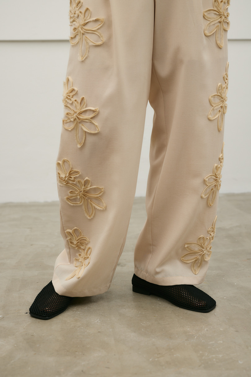 フラワーエンブロイダリータックパンツ 詳細画像 BEG 9