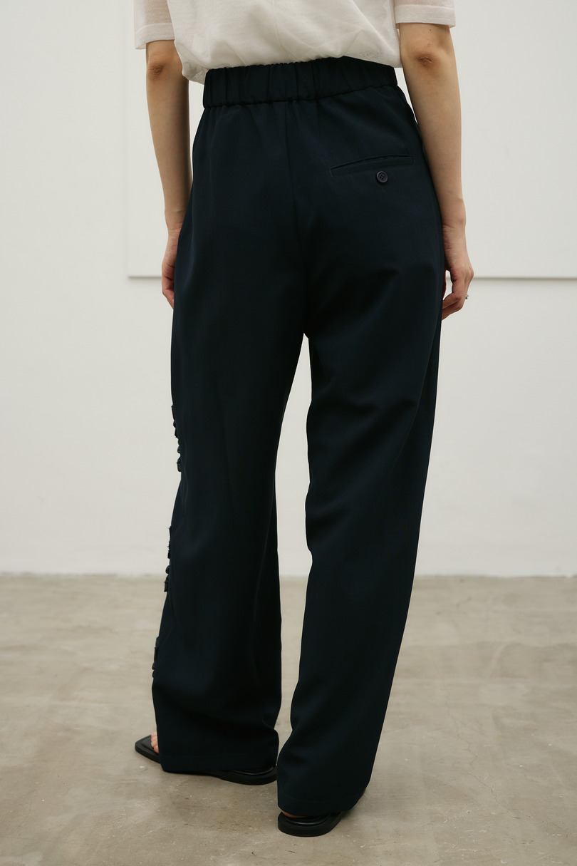 フラワーエンブロイダリータックパンツ 詳細画像 NVY 10