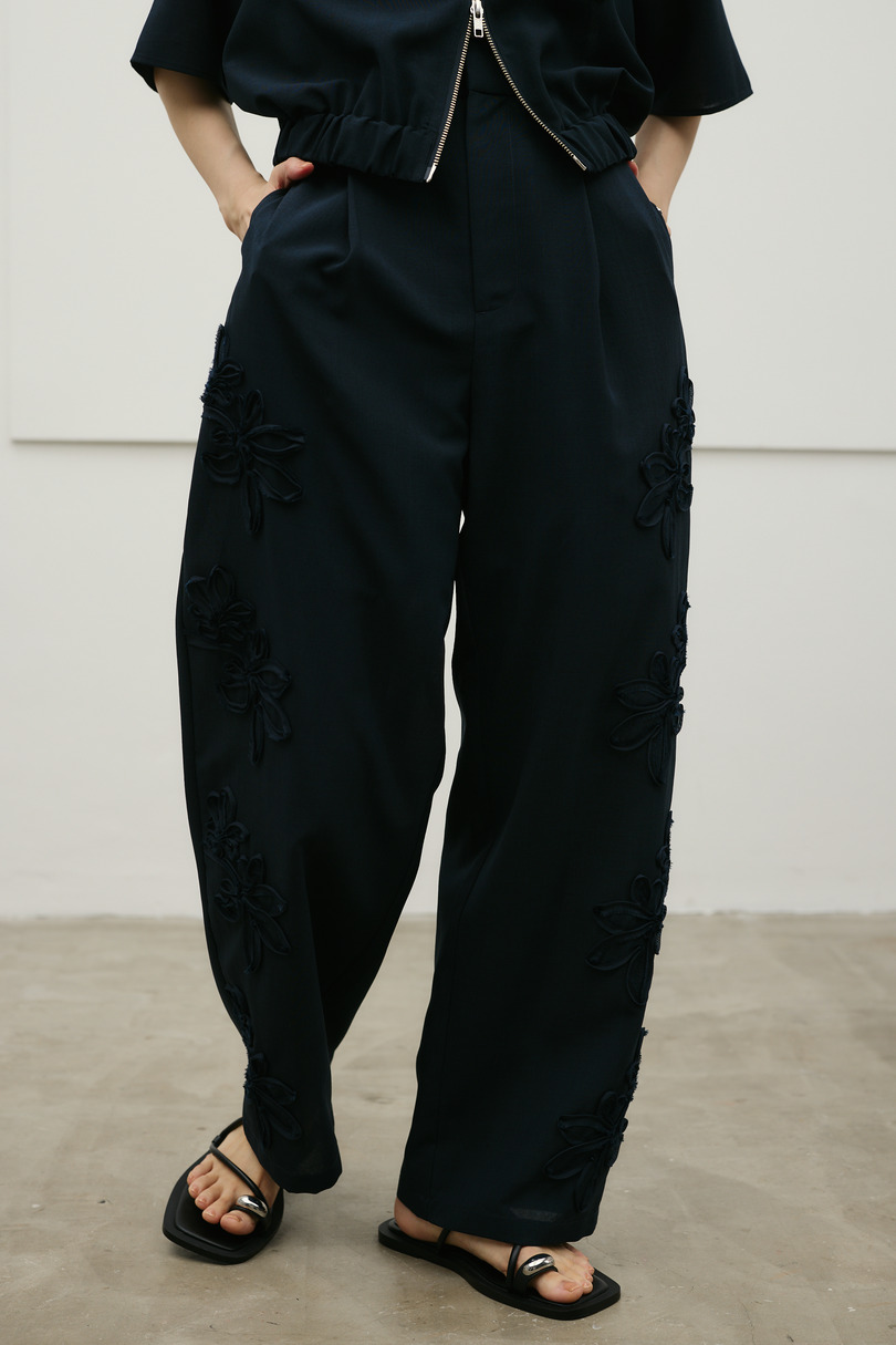 フラワーエンブロイダリータックパンツ 詳細画像 NVY 6