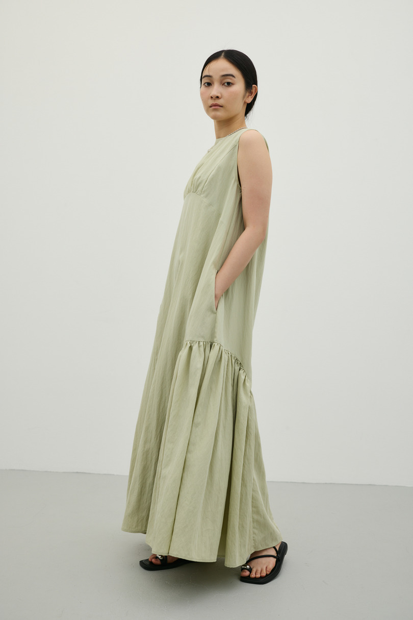 ギャザーパネルリラックスワンピース