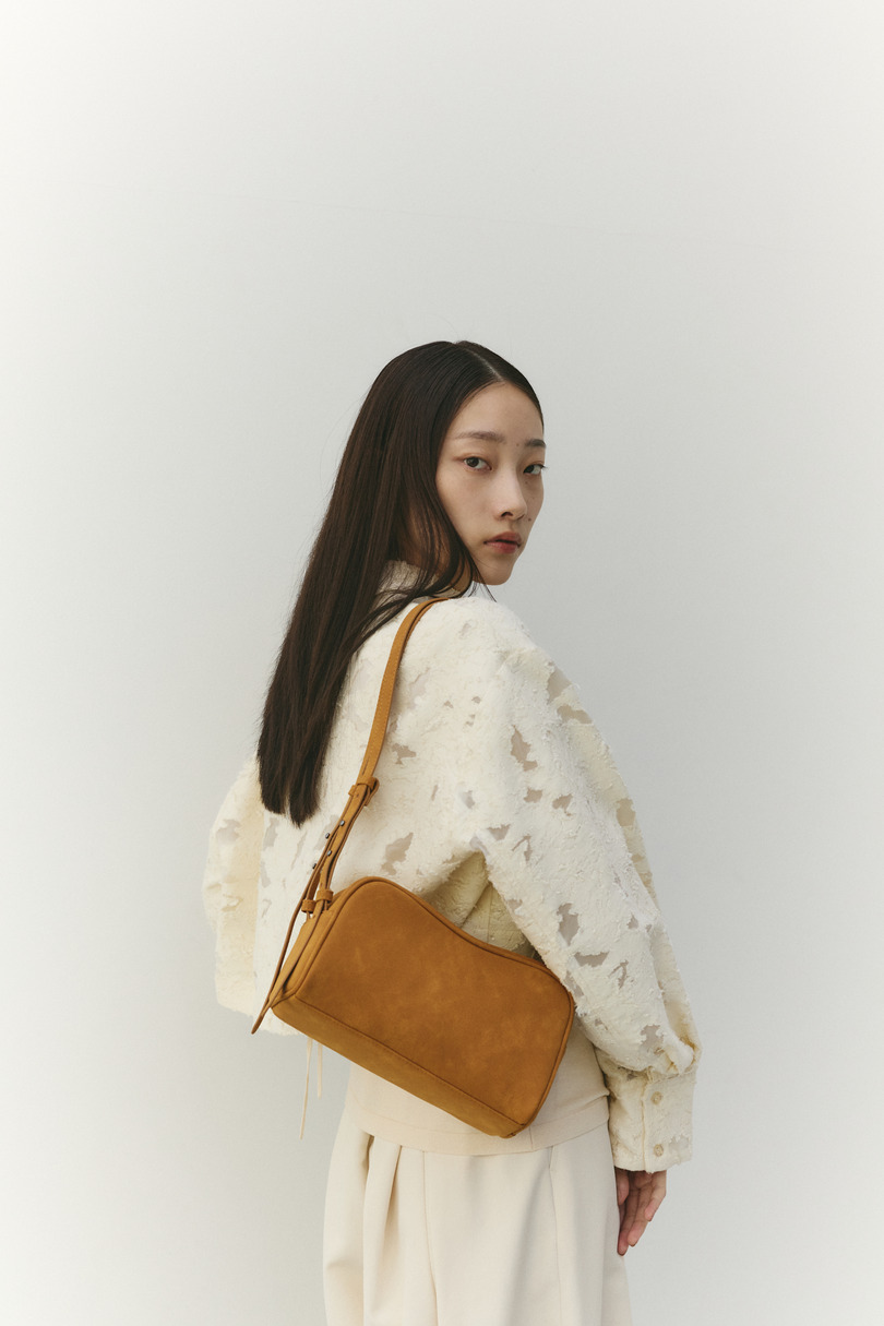 Wストラップカーブバッグ