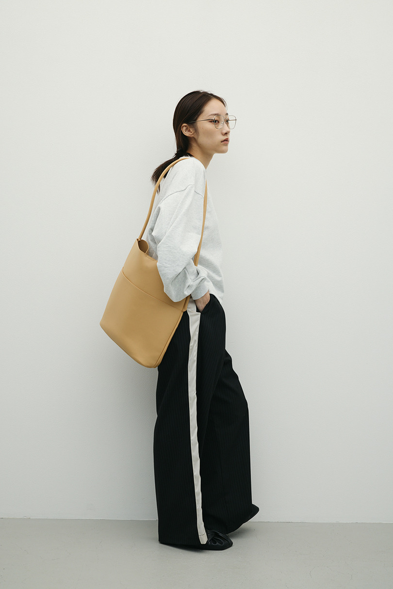 ワンハンドルトートバッグ