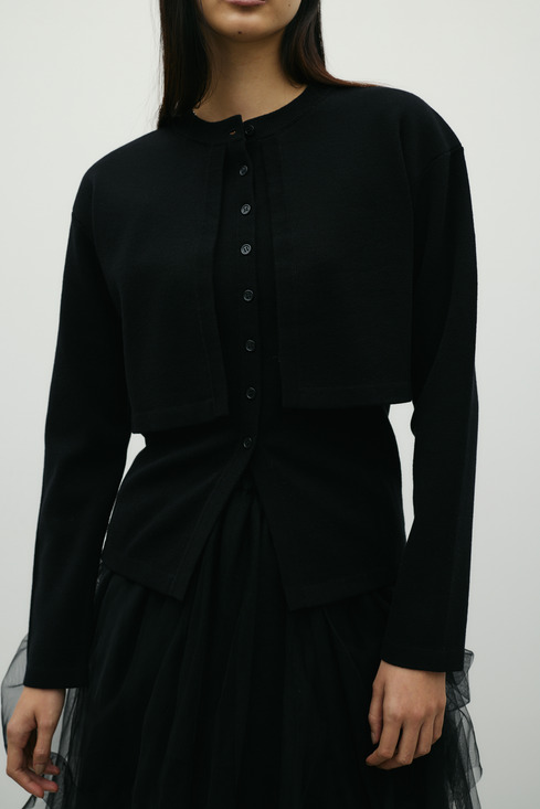 レイヤードニットカーデ