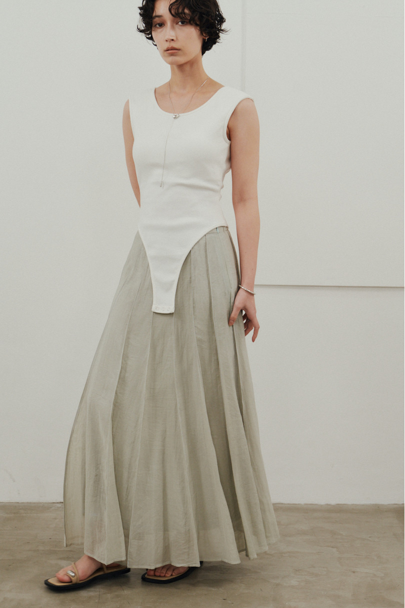 ピンタックシアースカート