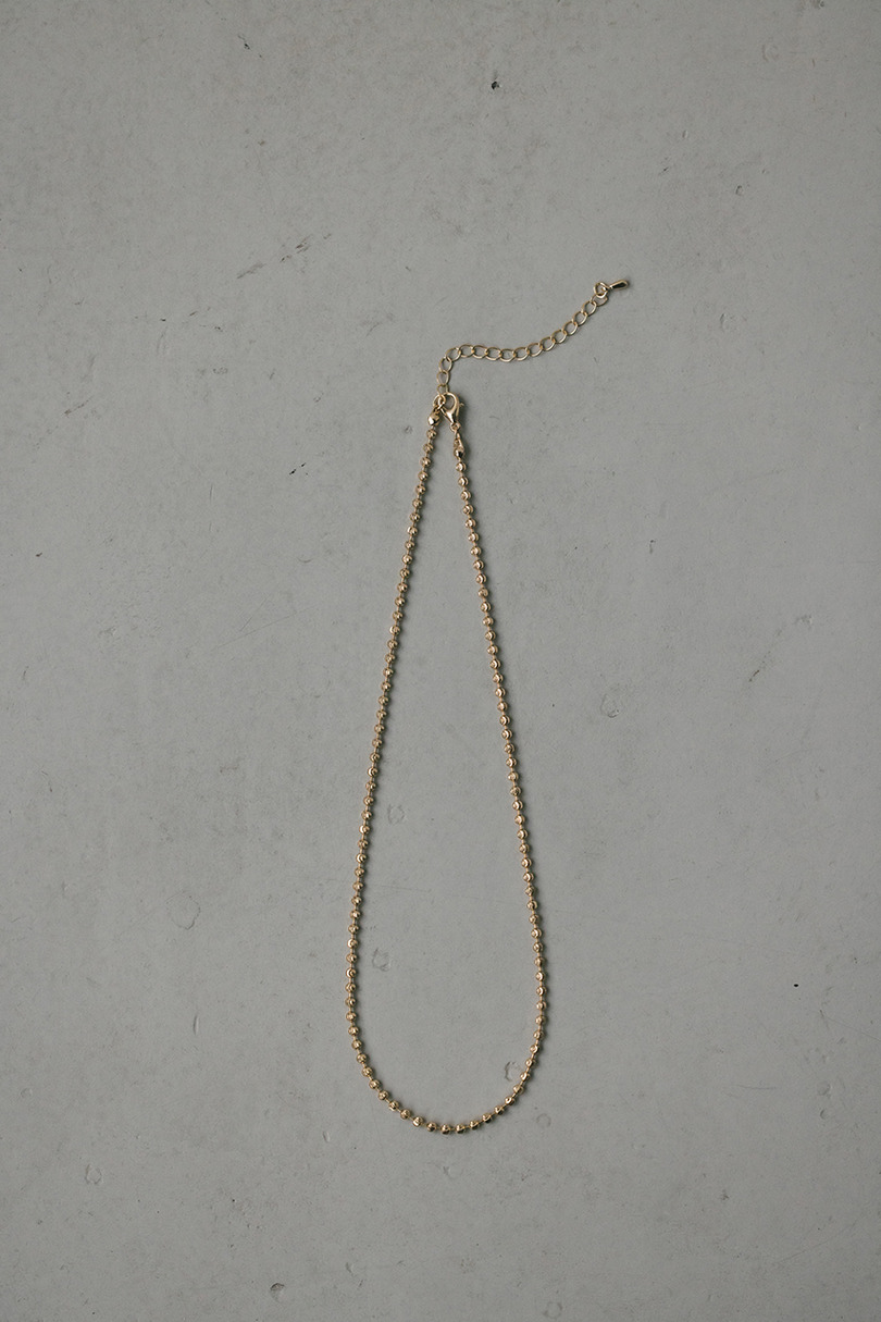 ボールチェーンネックレス