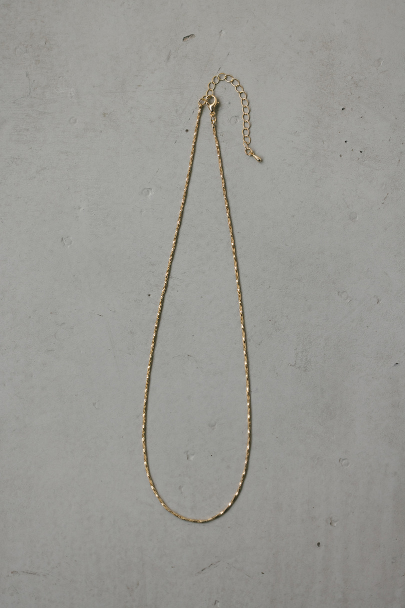 スネイクグリッターネックレス