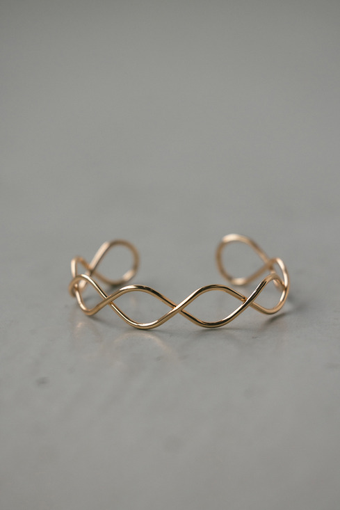 インフィニティバングル