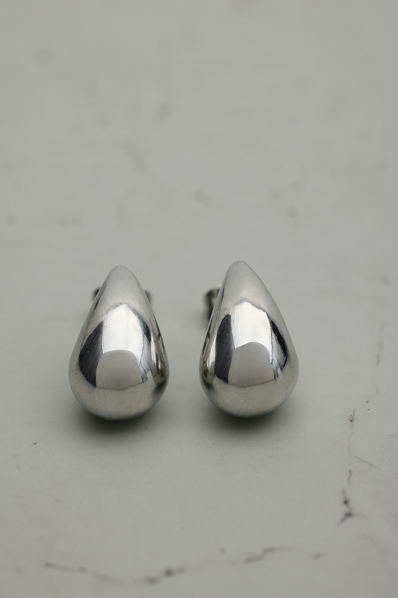 ドロップモチーフピアス 詳細画像 SLV 3