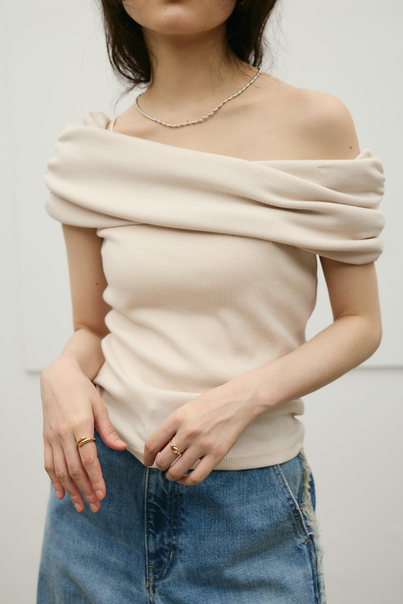 ギャザーオフショルトップ 詳細画像 IVOY 2