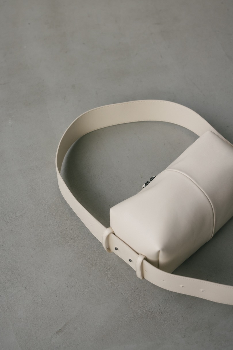 ワイドベルトスクエアバッグ 詳細画像 WHT 4